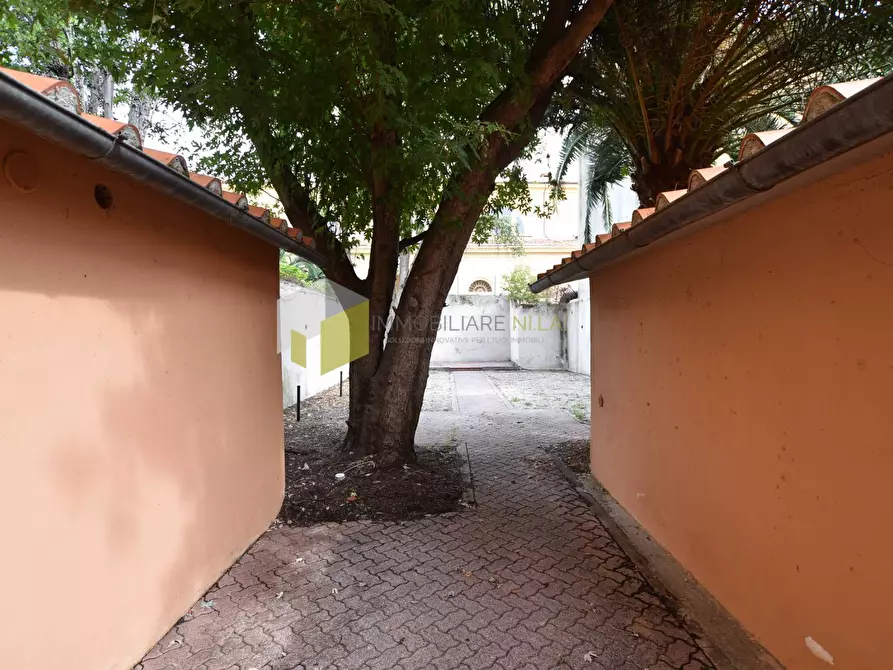 Immagine 23 di Ufficio in affitto  a Pisa