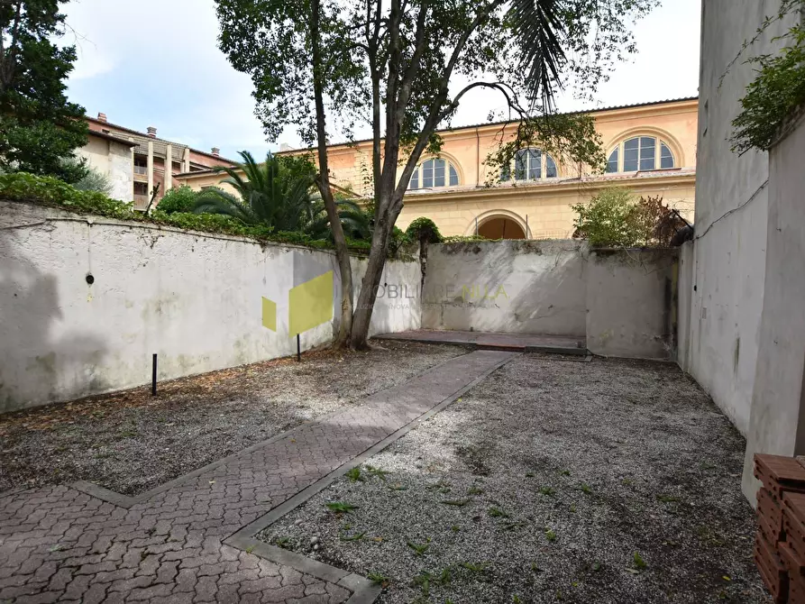 Immagine 27 di Ufficio in affitto  a Pisa