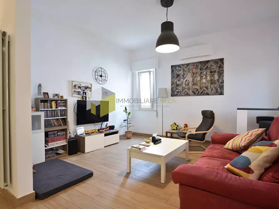 Immagine 2 di Casa semindipendente in vendita  a Cascina