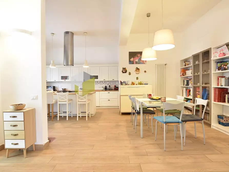 Immagine 8 di Casa semindipendente in vendita  a Cascina