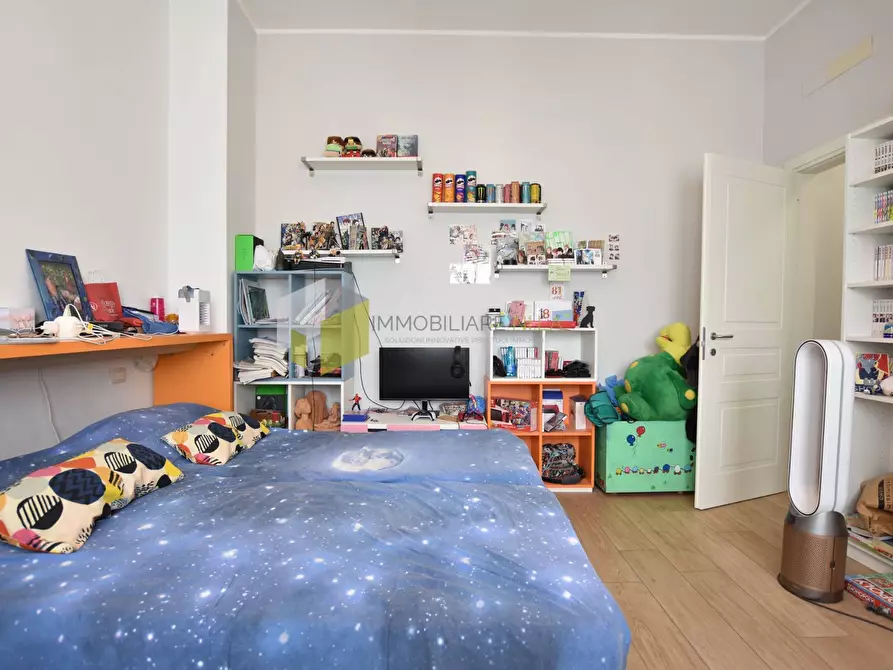 Immagine 25 di Casa semindipendente in vendita  a Cascina