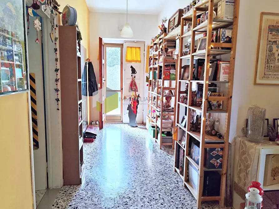 Immagine 6 di Villa in vendita  a Pisa