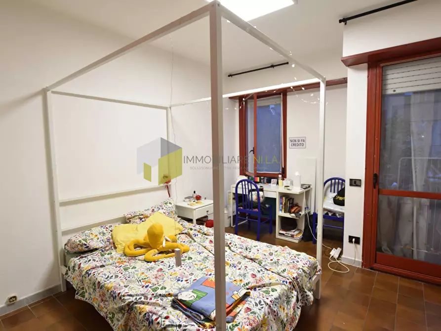 Immagine 13 di Appartamento in vendita  a Pisa