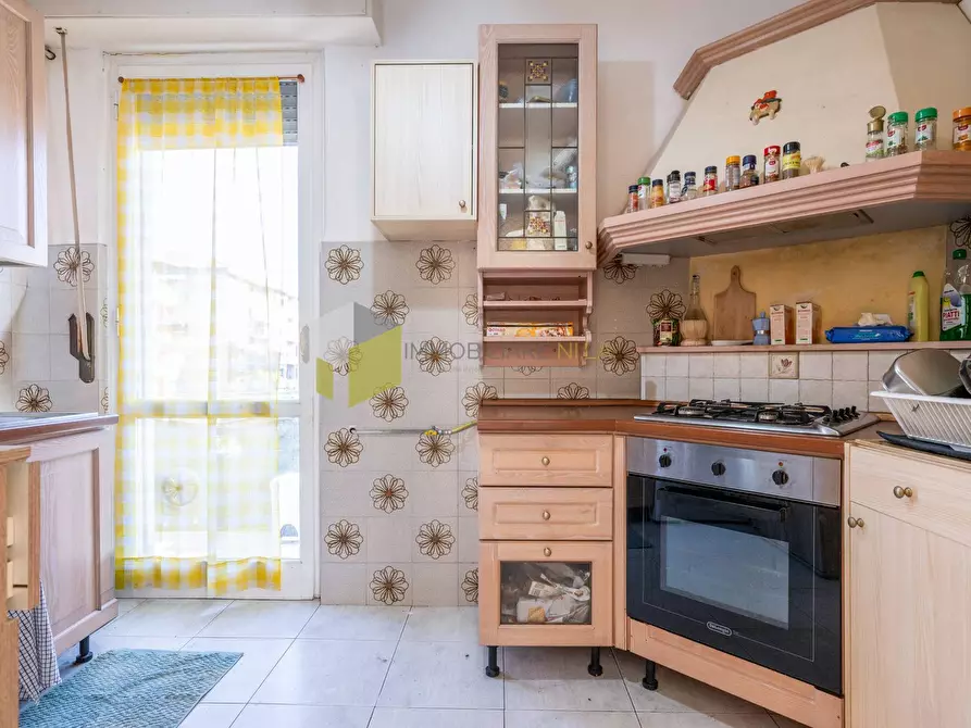 Immagine 9 di Appartamento in vendita  a Pisa