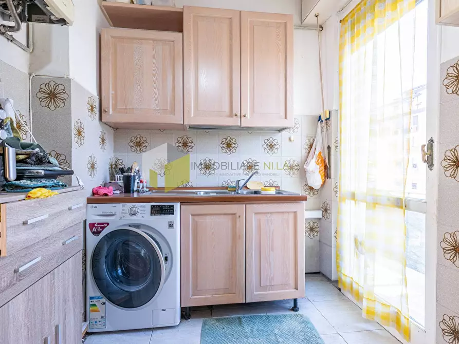 Immagine 10 di Appartamento in vendita  a Pisa