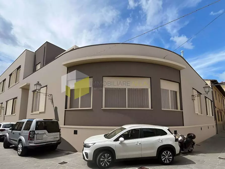 Immagine 9 di Appartamento in vendita  a Pisa