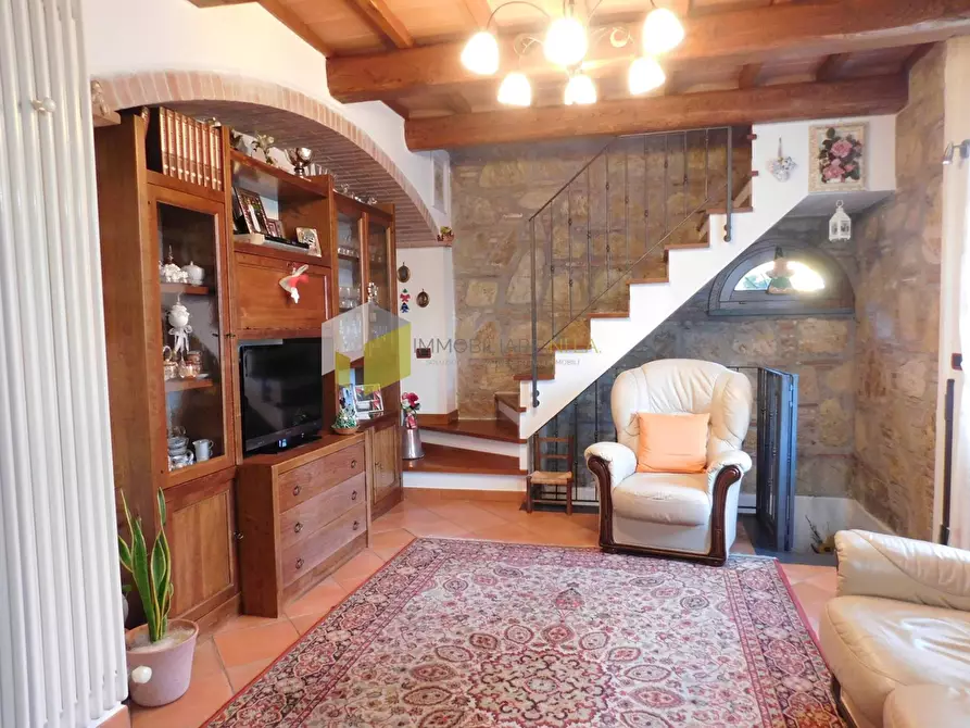 Immagine 2 di Casa semindipendente in vendita  a Vecchiano
