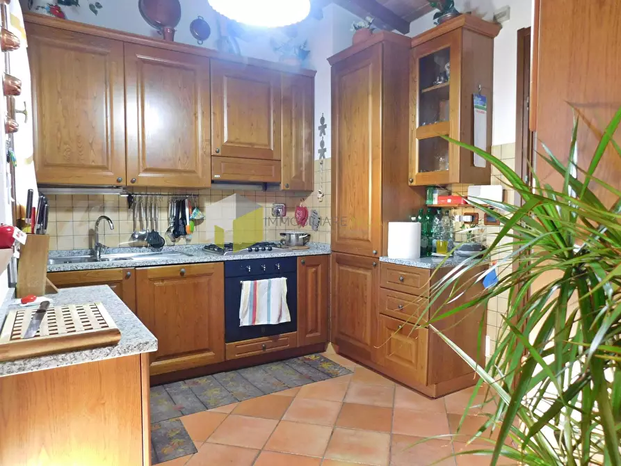 Immagine 7 di Casa semindipendente in vendita  a Vecchiano