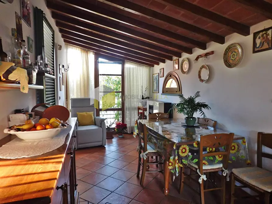 Immagine 9 di Casa semindipendente in vendita  a Vecchiano