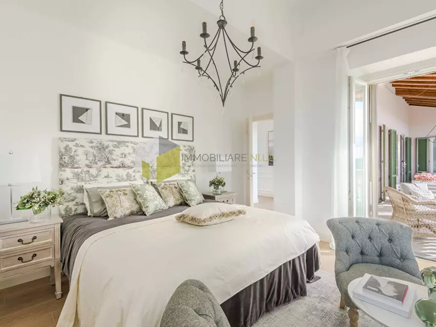 Immagine 28 di Villa in vendita  a Vecchiano