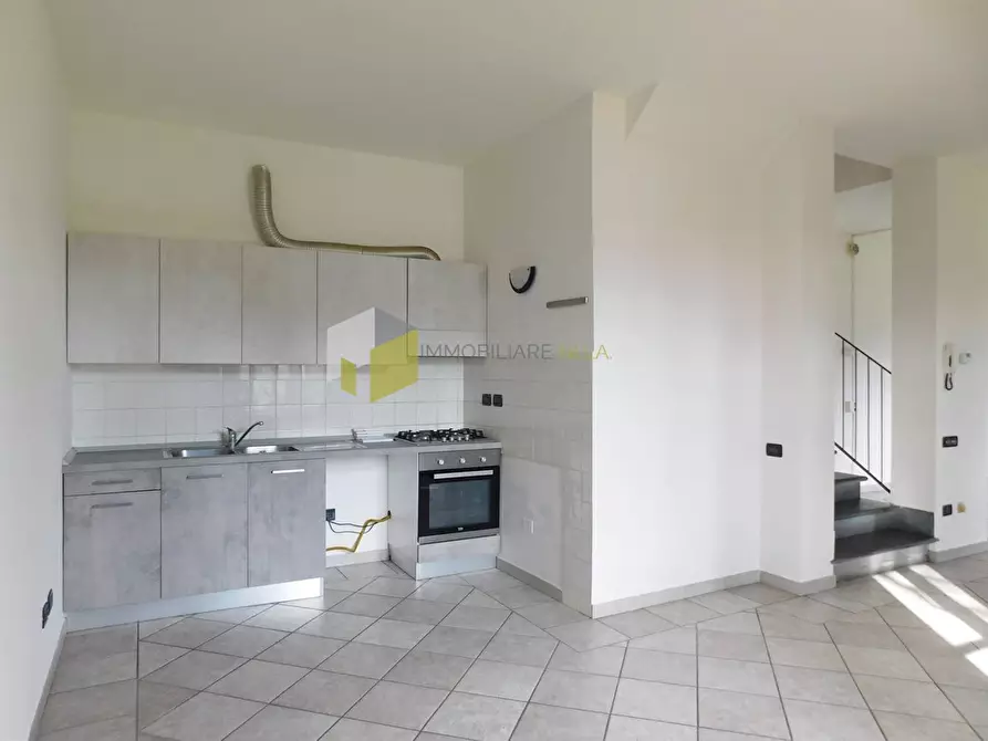 Immagine 8 di Villa in vendita  a Vecchiano