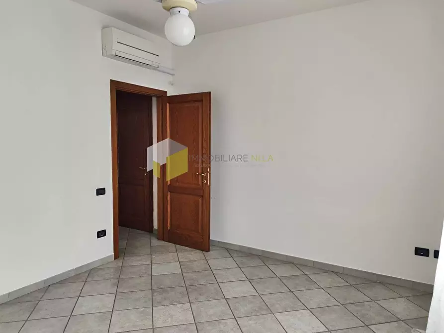 Immagine 23 di Villa in vendita  a Vecchiano