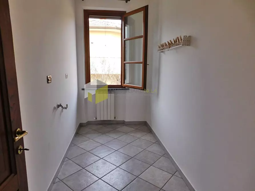 Immagine 24 di Villa in vendita  a Vecchiano