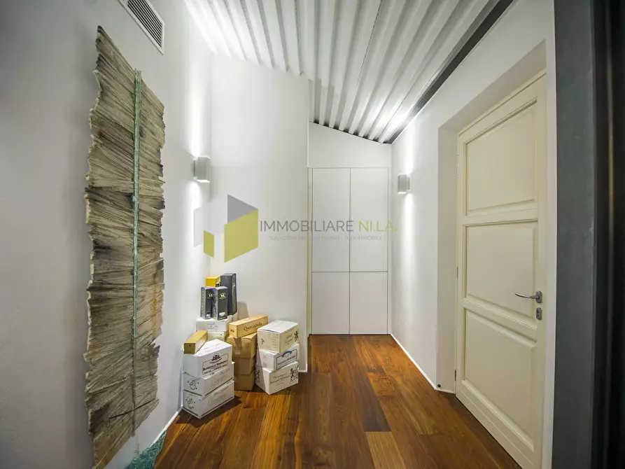 Immagine 38 di Villa in vendita  a Vecchiano