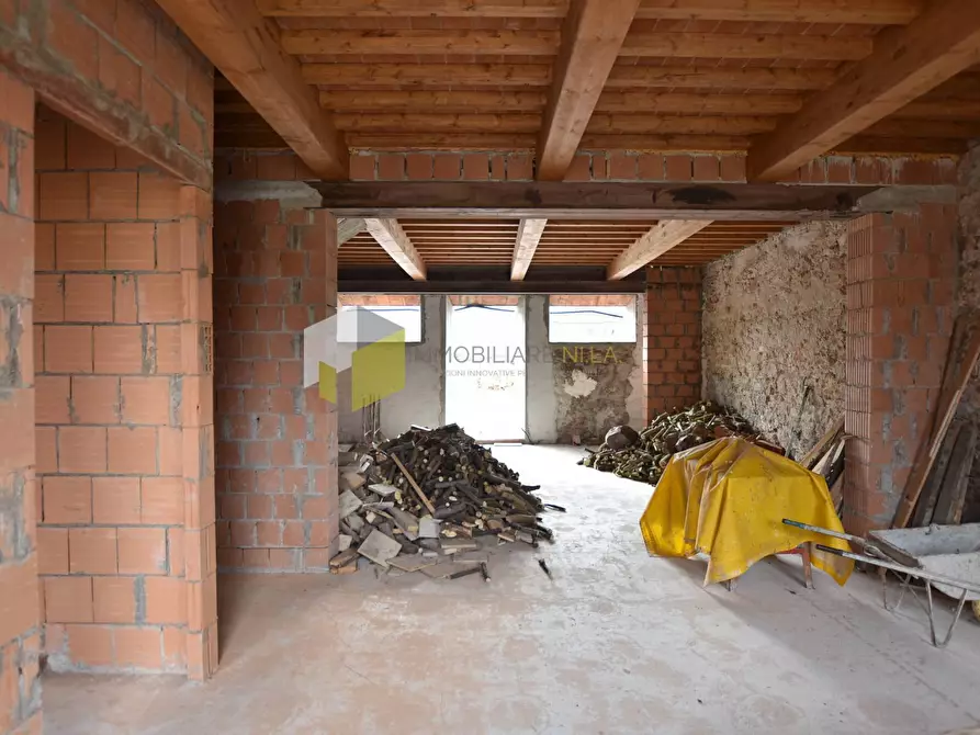 Immagine 10 di Casa indipendente in vendita  a Vecchiano