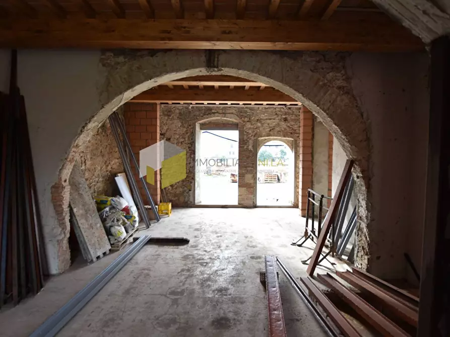 Immagine 10 di Casa indipendente in vendita  a Vecchiano