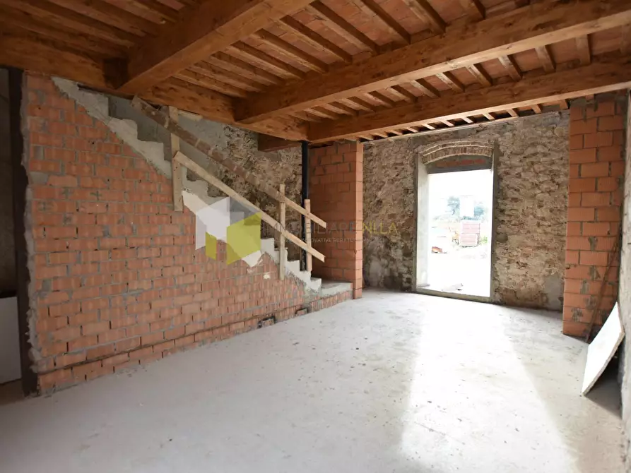 Immagine 10 di Casa indipendente in vendita  a Vecchiano