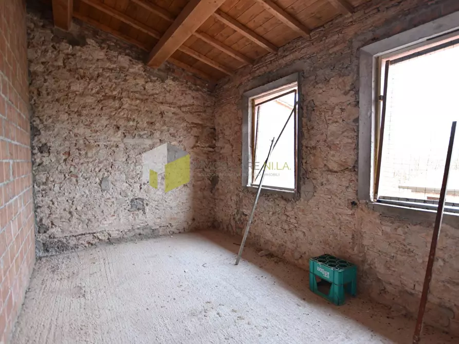 Immagine 17 di Casa indipendente in vendita  a Vecchiano