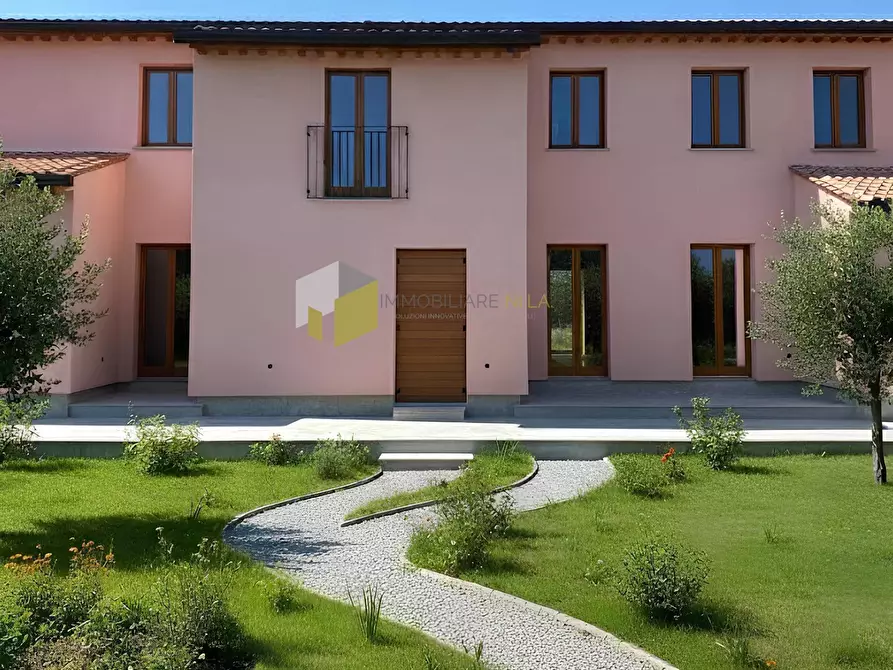 Immagine 1 di Casa indipendente in vendita  a Vecchiano