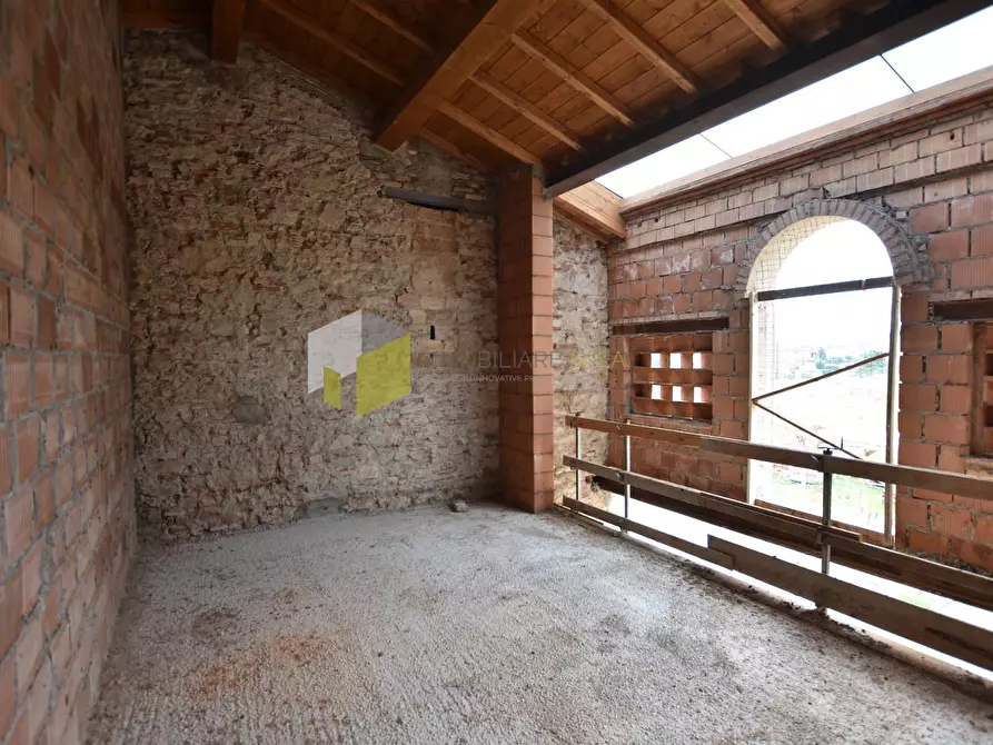 Immagine 17 di Casa indipendente in vendita  a Vecchiano