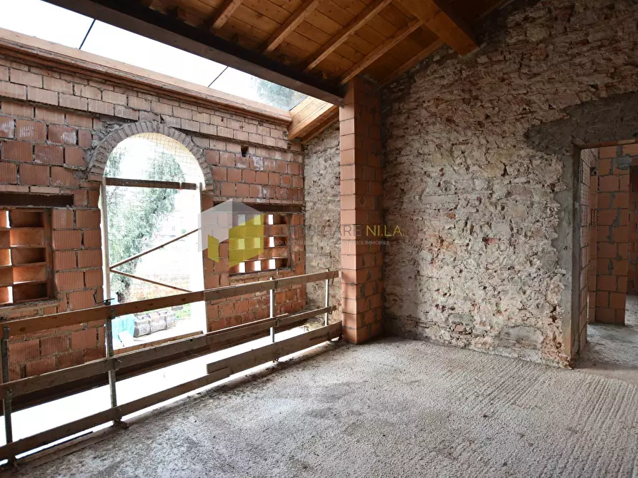 Immagine 19 di Casa indipendente in vendita  a Vecchiano