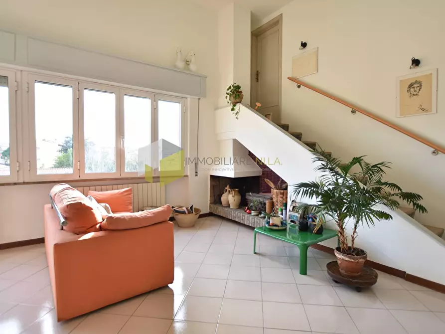 Immagine 13 di Appartamento in vendita  a Pisa