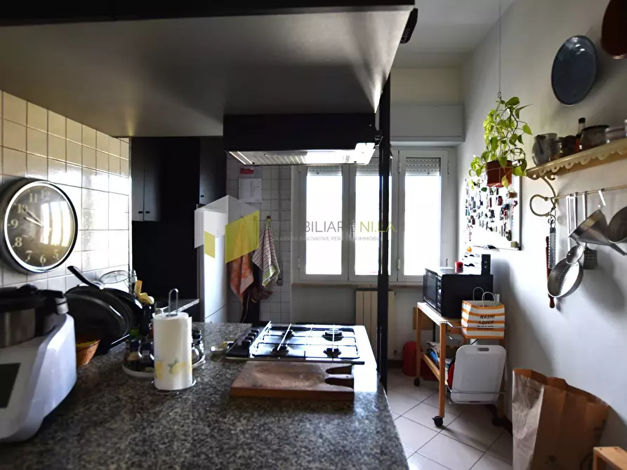 Immagine 17 di Appartamento in vendita  a Pisa