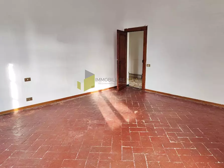 Immagine 13 di Appartamento in vendita  a Vecchiano