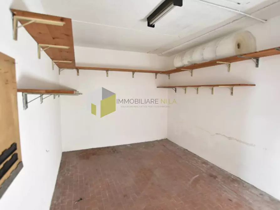 Immagine 18 di Garage in vendita  a Pisa