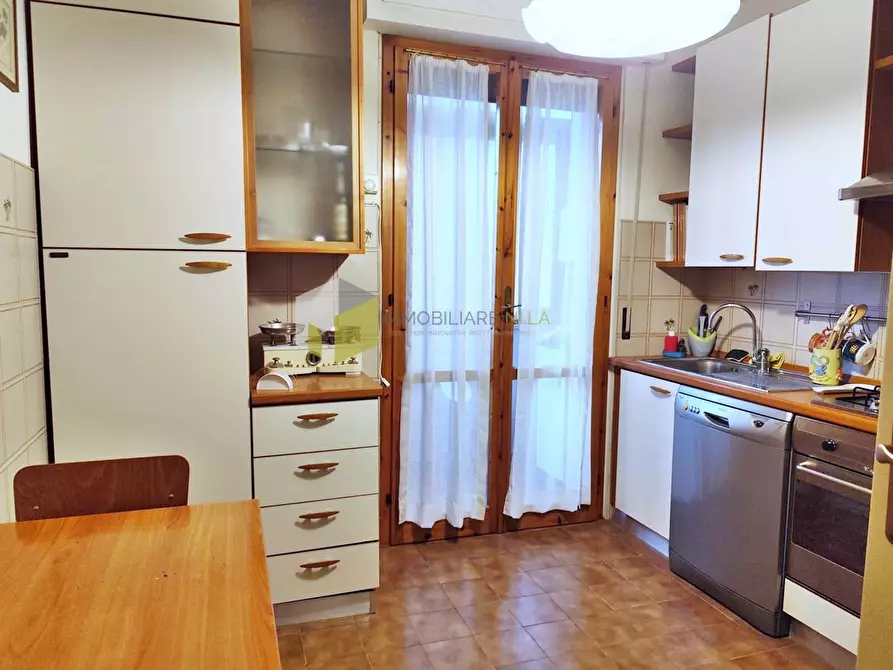 Immagine 10 di Appartamento in vendita  a Pisa