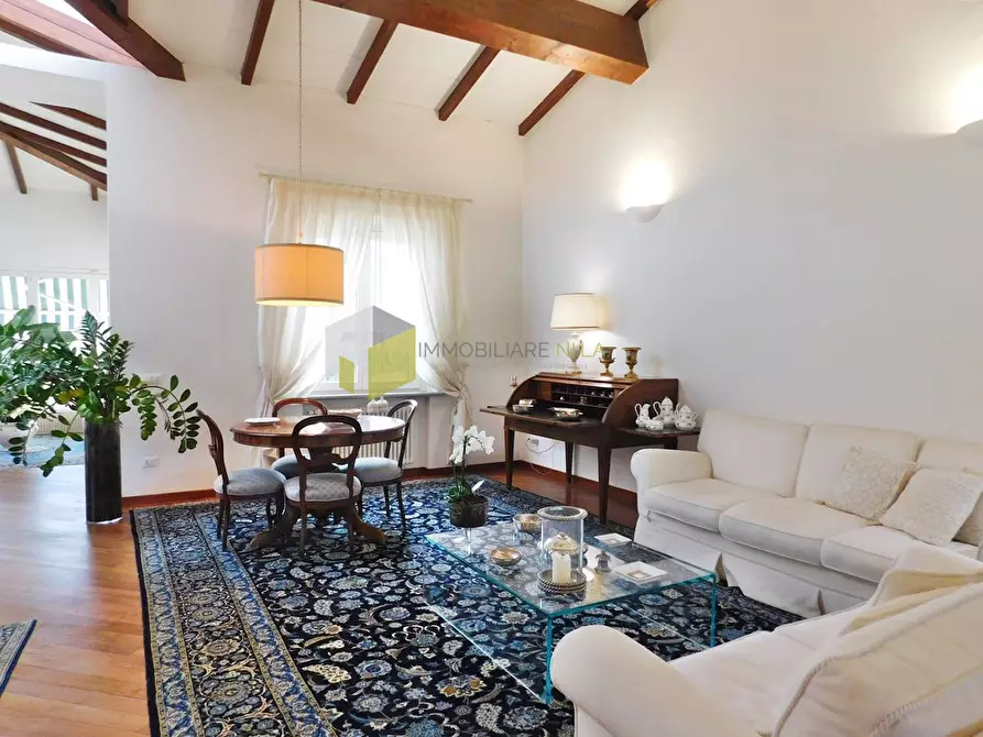 Immagine 5 di Villa in vendita  a Pisa