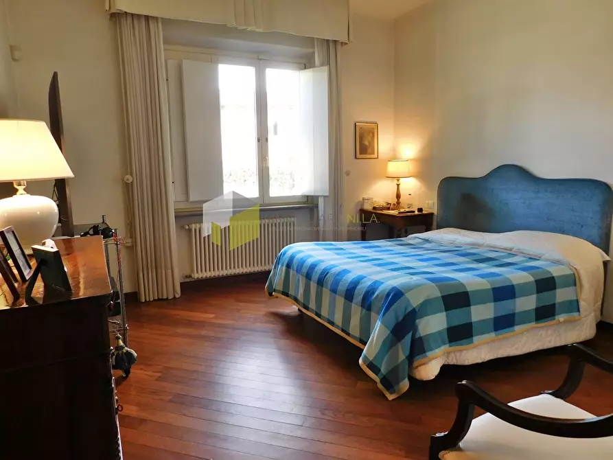 Immagine 14 di Villa in vendita  a Pisa