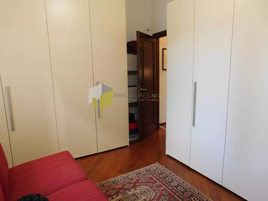 Immagine 21 di Villa in vendita  a Pisa