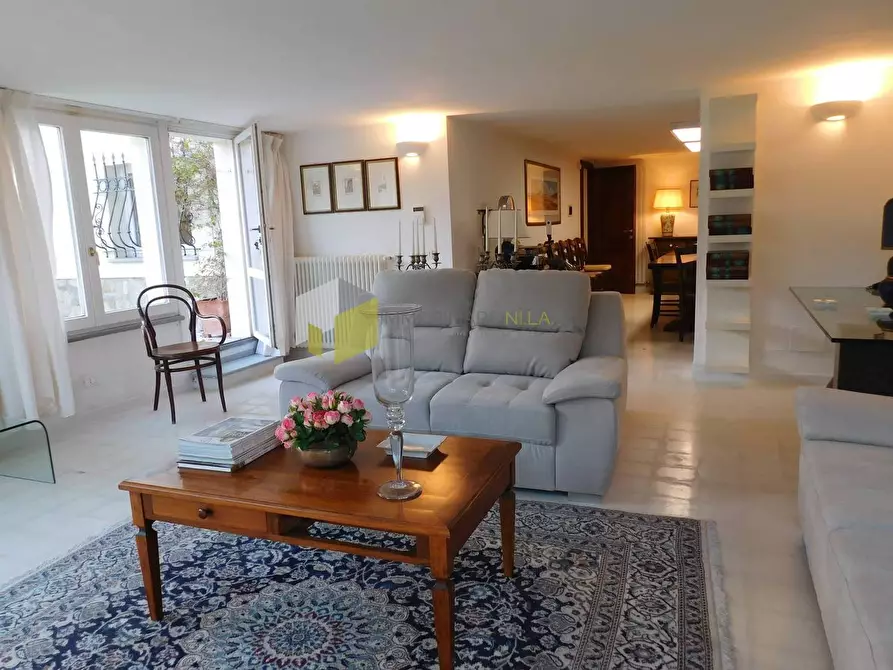 Immagine 27 di Villa in vendita  a Pisa