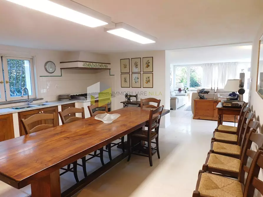 Immagine 30 di Villa in vendita  a Pisa