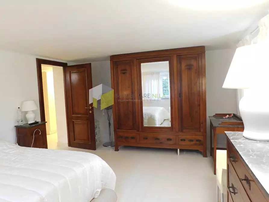 Immagine 36 di Villa in vendita  a Pisa