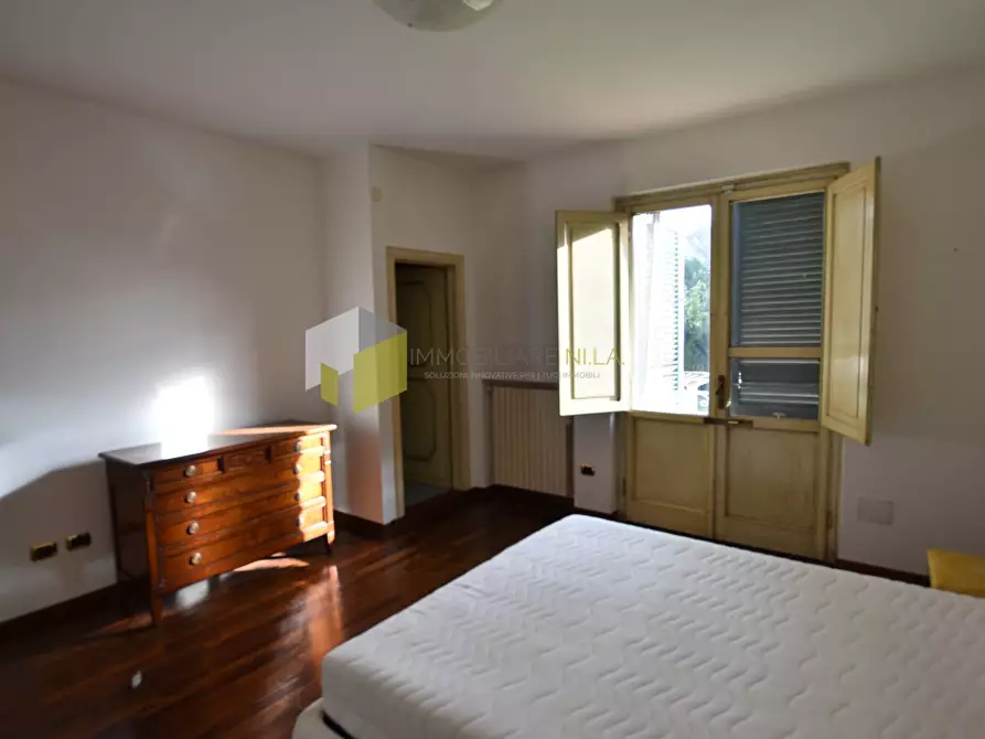 Immagine 14 di Villa in vendita  a Pisa