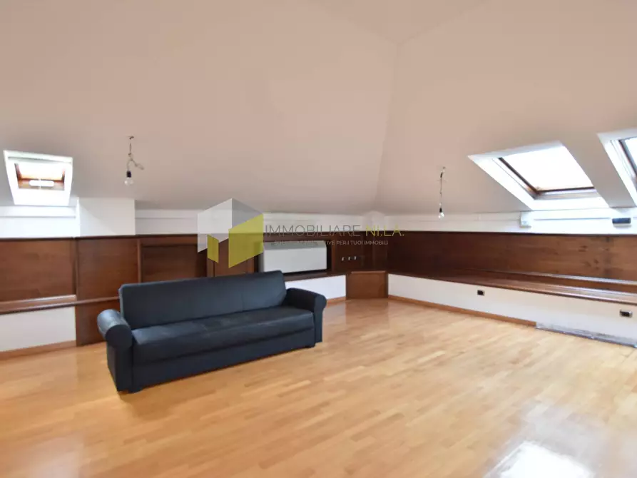 Immagine 28 di Villa in vendita  a Pisa