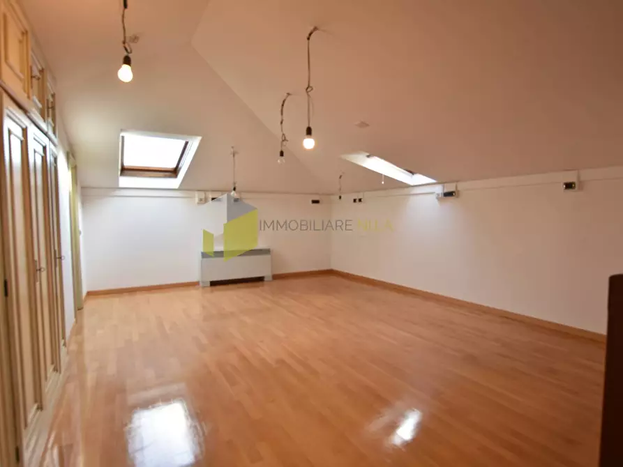 Immagine 31 di Villa in vendita  a Pisa