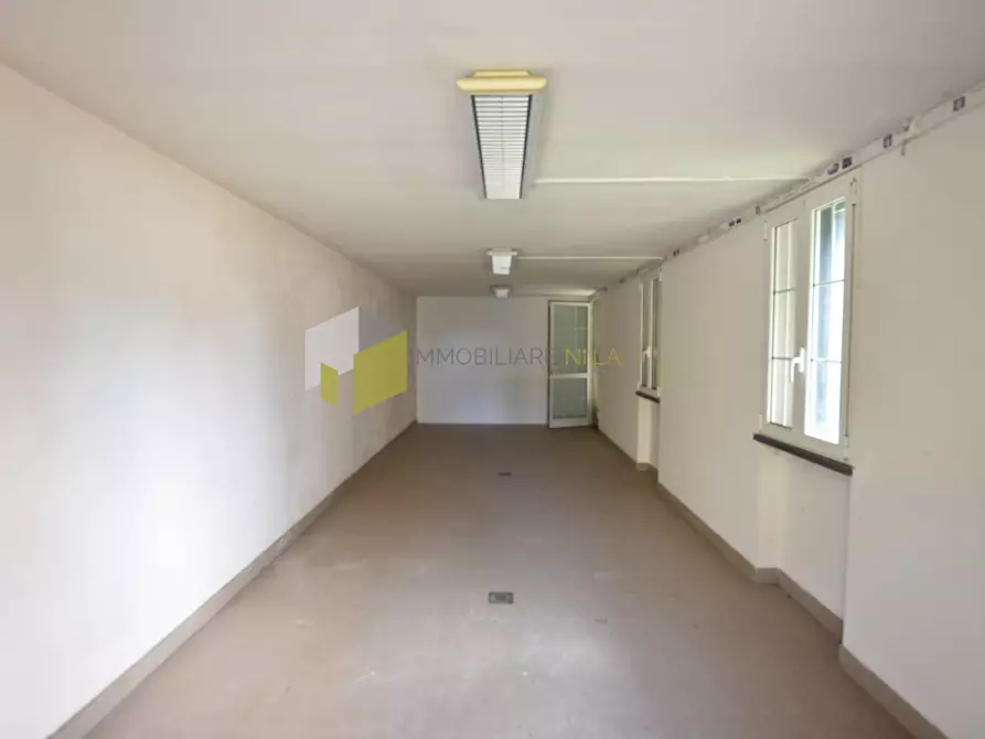 Immagine 37 di Villa in vendita  a Pisa