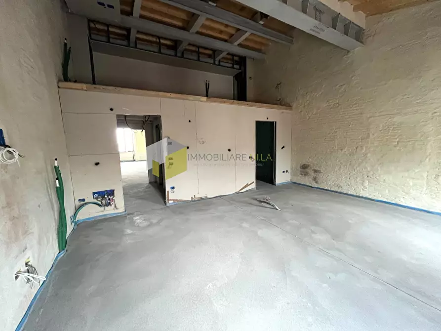 Immagine 22 di Appartamento in vendita  a Pisa