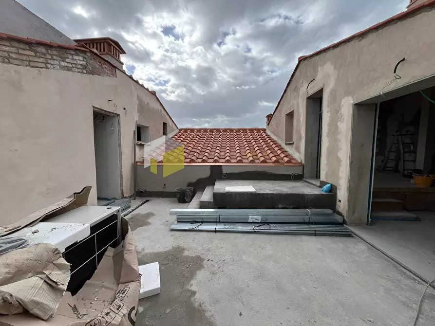 Immagine 19 di Appartamento in vendita  a Pisa