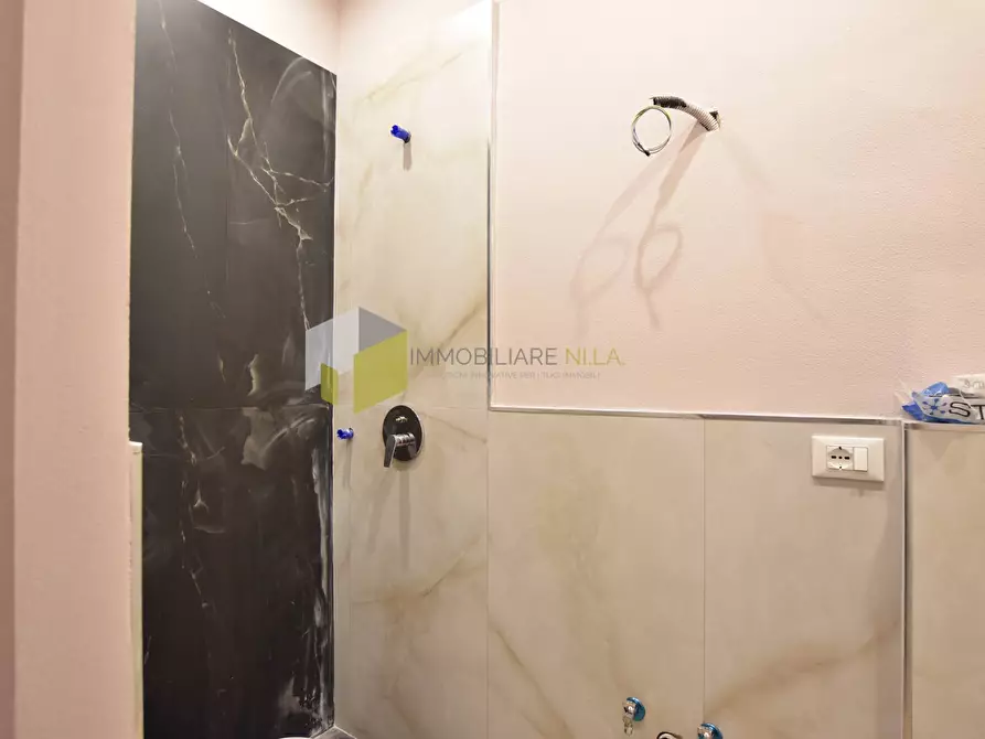 Immagine 27 di Casa indipendente in vendita  a Pisa