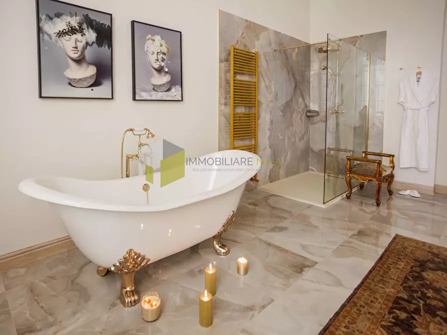 Immagine 27 di Appartamento in vendita  a Pisa