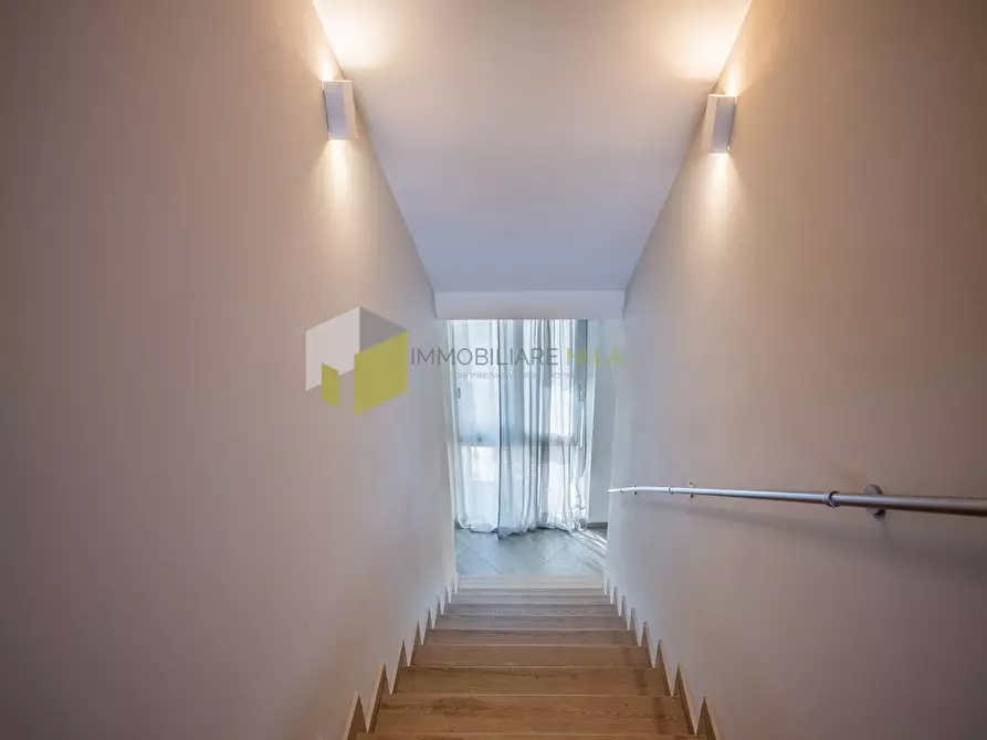 Immagine 23 di Villa in vendita  a San Giuliano Terme