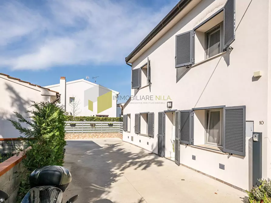 Immagine 43 di Villa in vendita  a San Giuliano Terme