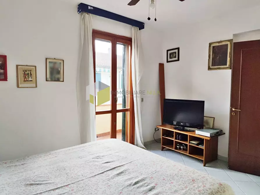 Immagine 13 di Villetta a schiera in vendita  a Vecchiano