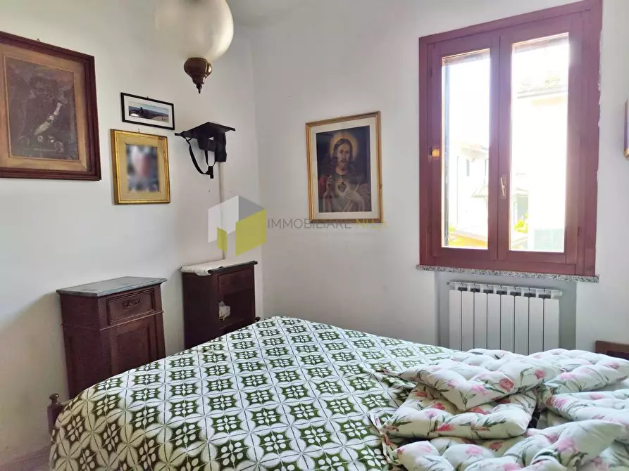 Immagine 16 di Villetta a schiera in vendita  a Vecchiano