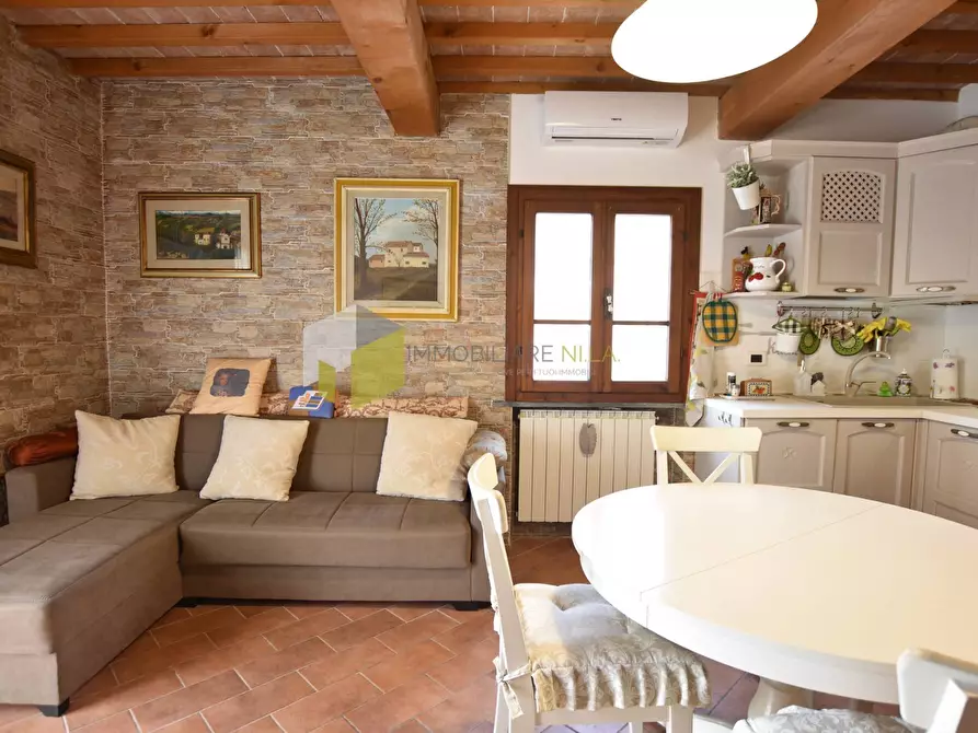 Immagine 4 di Appartamento in vendita  a San Giuliano Terme