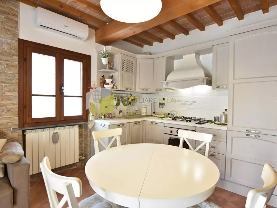 Immagine 11 di Appartamento in vendita  a San Giuliano Terme